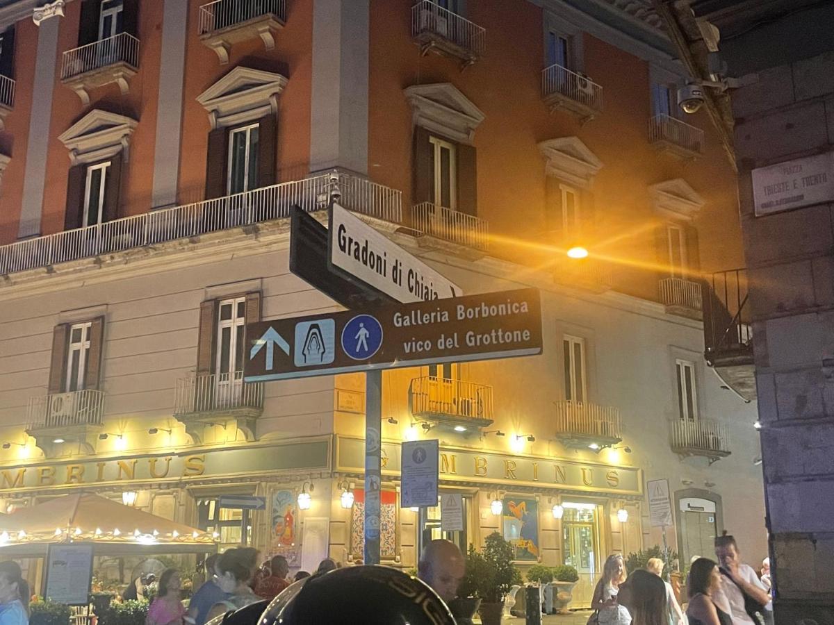 Casetta Piazza Plebiscito Napels Buitenkant foto